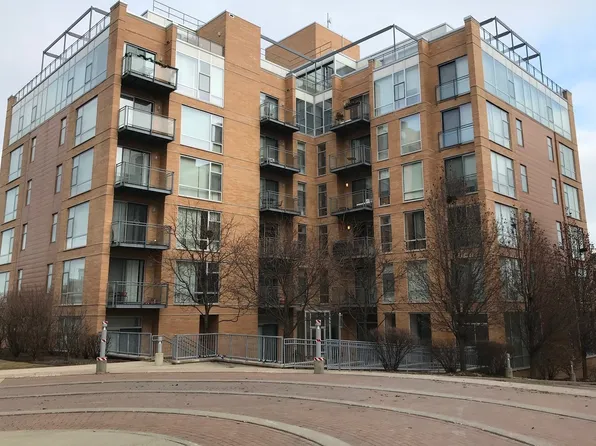 1740 Oak Ave #307, Evanston, IL 60201