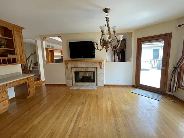 4 bed, 2.5 bath, 3203 sqft, $4,200 — Photo 4