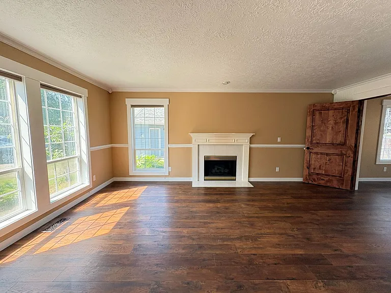 1612 Royalann Ct NW — Photo 17