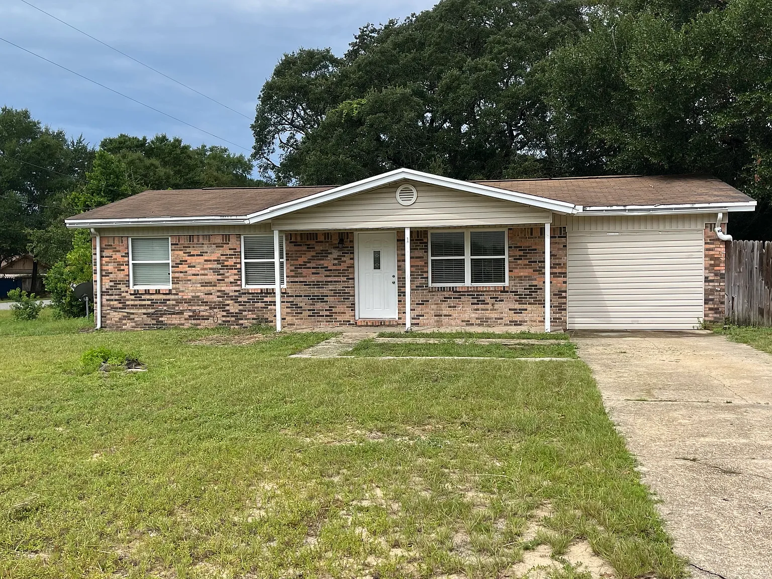 3 bed, 2.5 bath, 1100 sqft, $2,000 — Photo 1