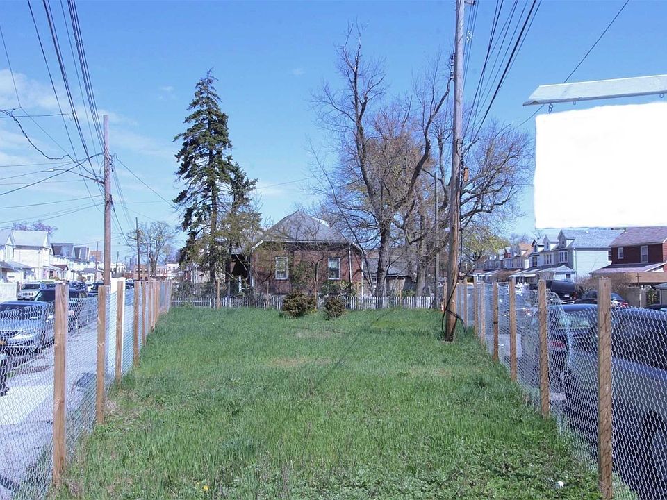 1st image of Van Siclen St