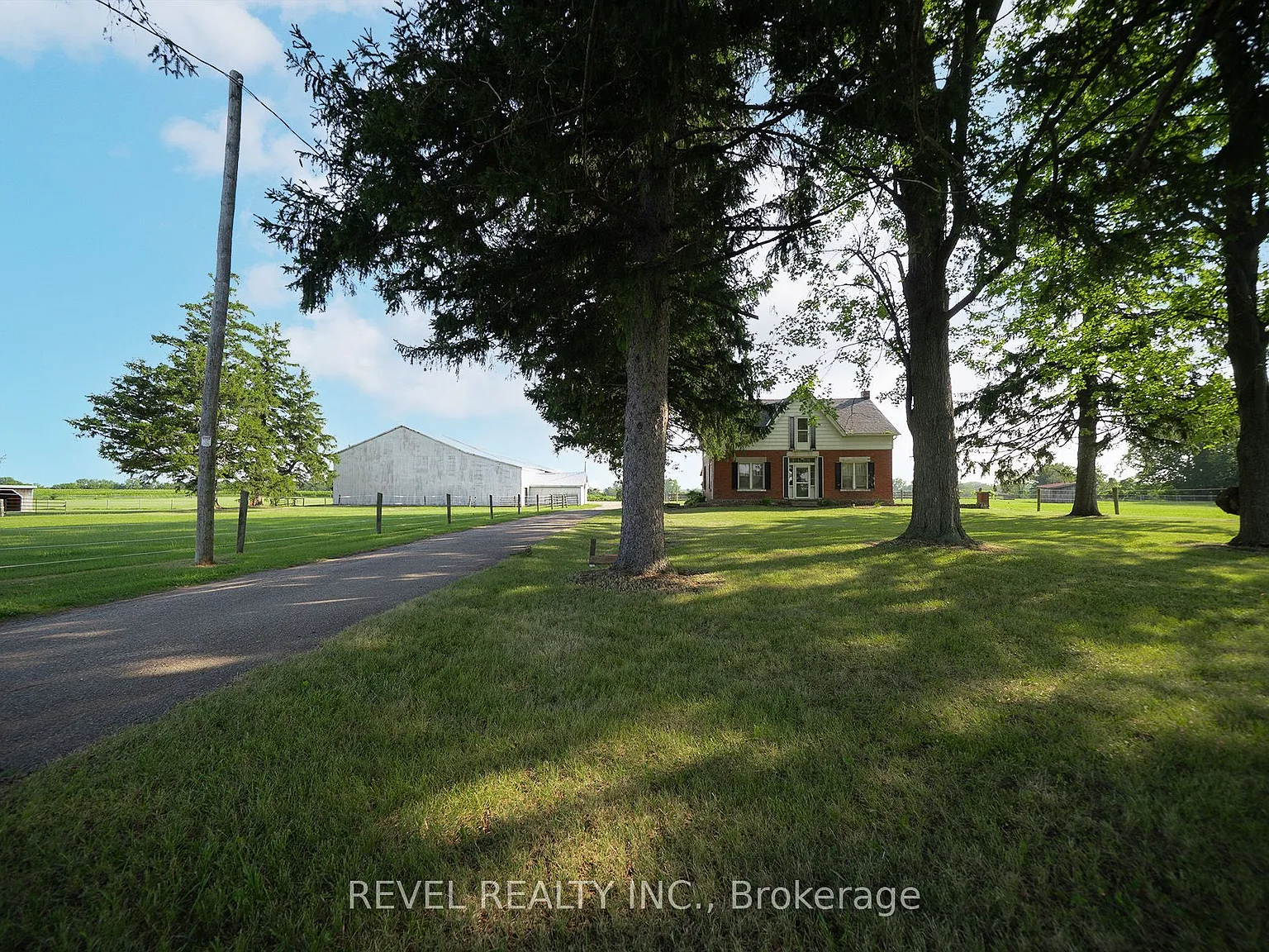 4 bed, $5,800 — Photo 2