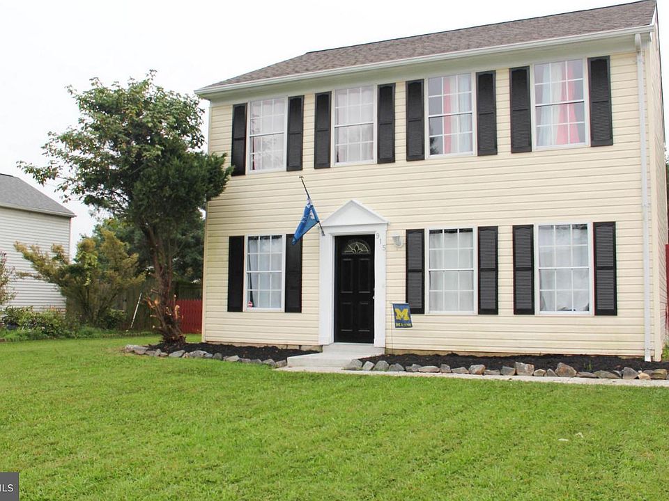 1st image of 915 Cambridge Ave