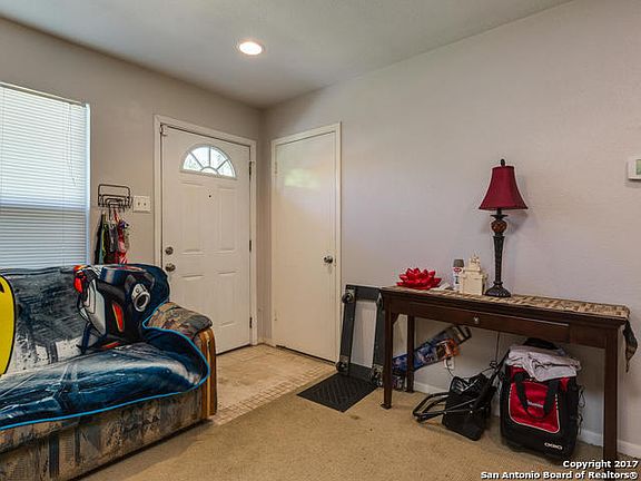 4th image of 4046 Tropical Dr