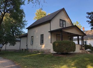 810 W 13th St, Sioux Falls, SD 57104