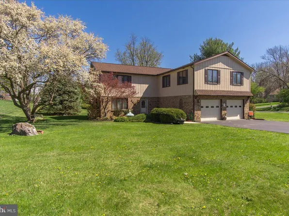 20540 Bluebird Ave, Hagerstown, MD 21742