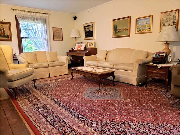 5th image of 5109 Douglaston Pkwy