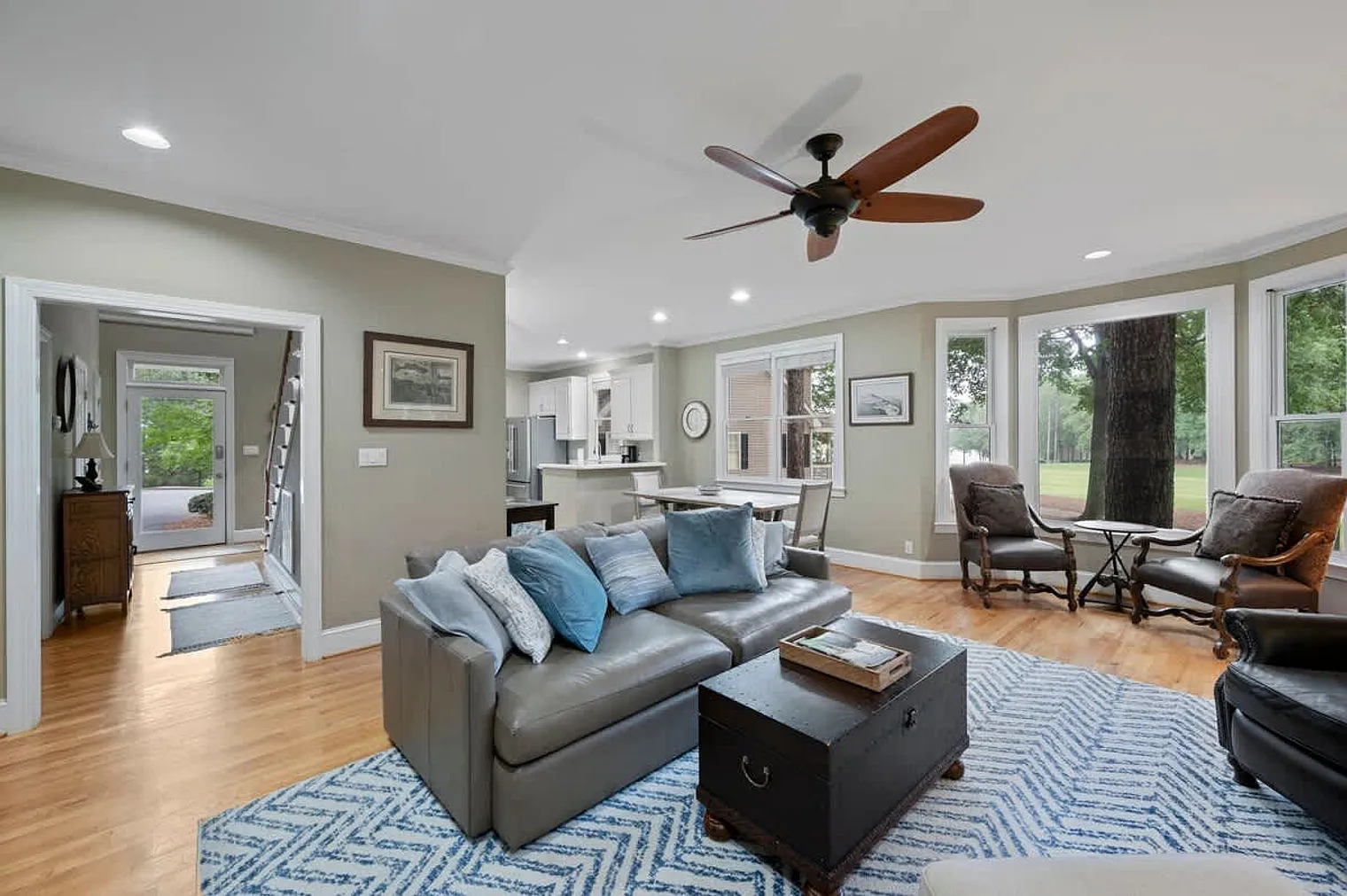 4 bed, 3.0 bath, $6,388 — Photo 1
