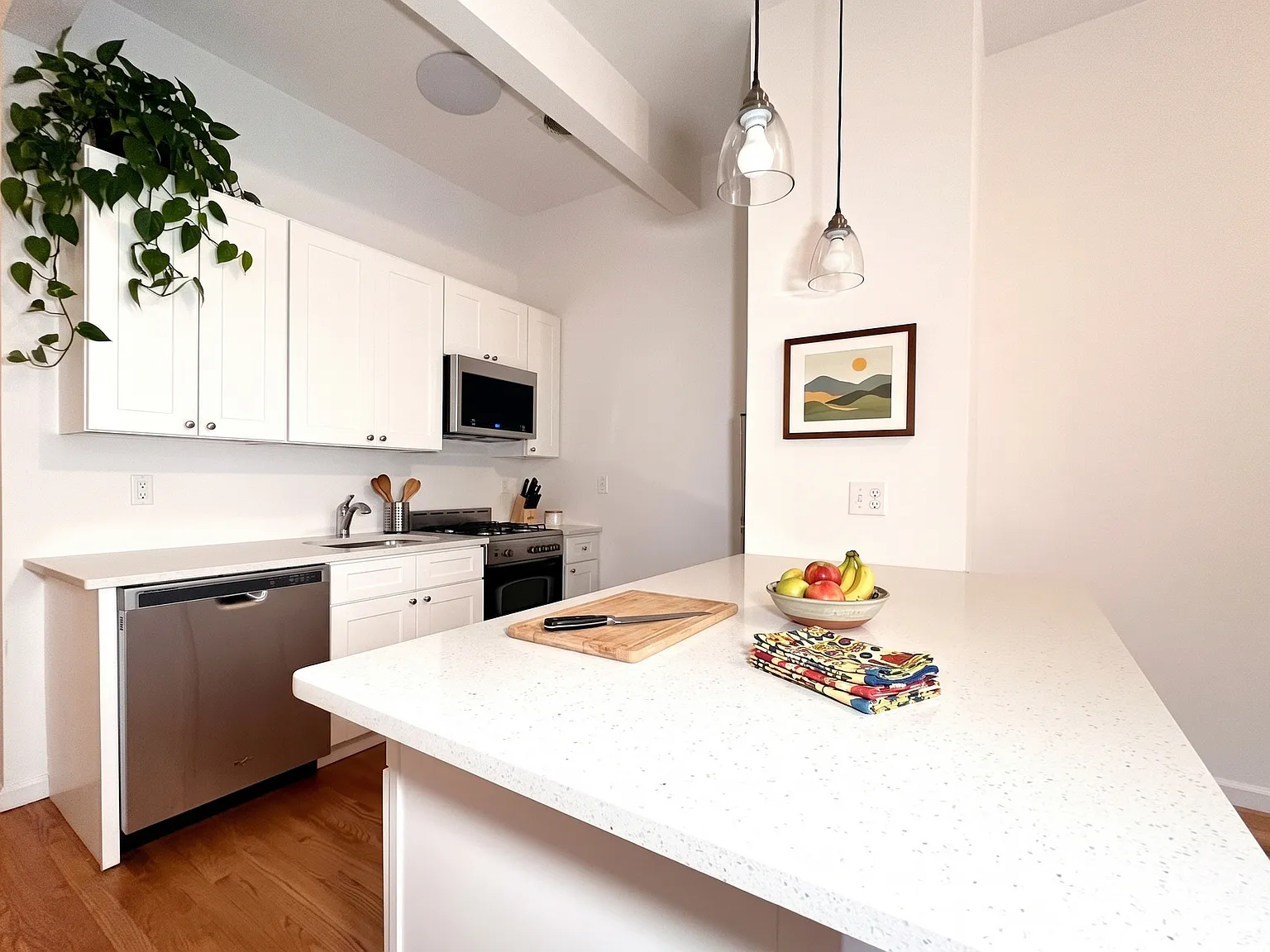 611 Grand Street — Photo 3