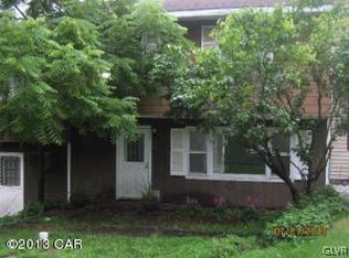 1880 Village Edge Ct, Brodheadsville, PA 18322