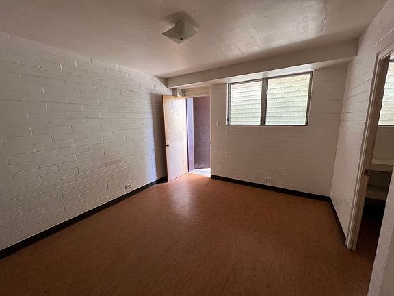 3rd image of 215 Paoakalani Ave #17