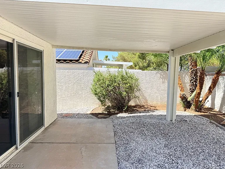 230 Misty Garden St — Photo 23