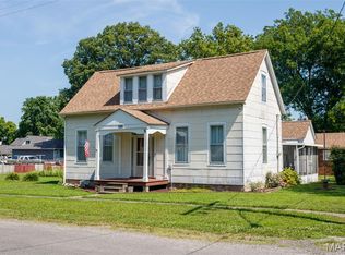 203 W Alton St, Marine, IL