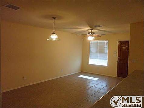 4th image of 5733 Manila Dr