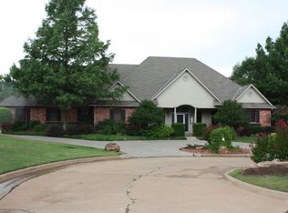 10620 Turnberry Ln, Oklahoma City, OK 73170