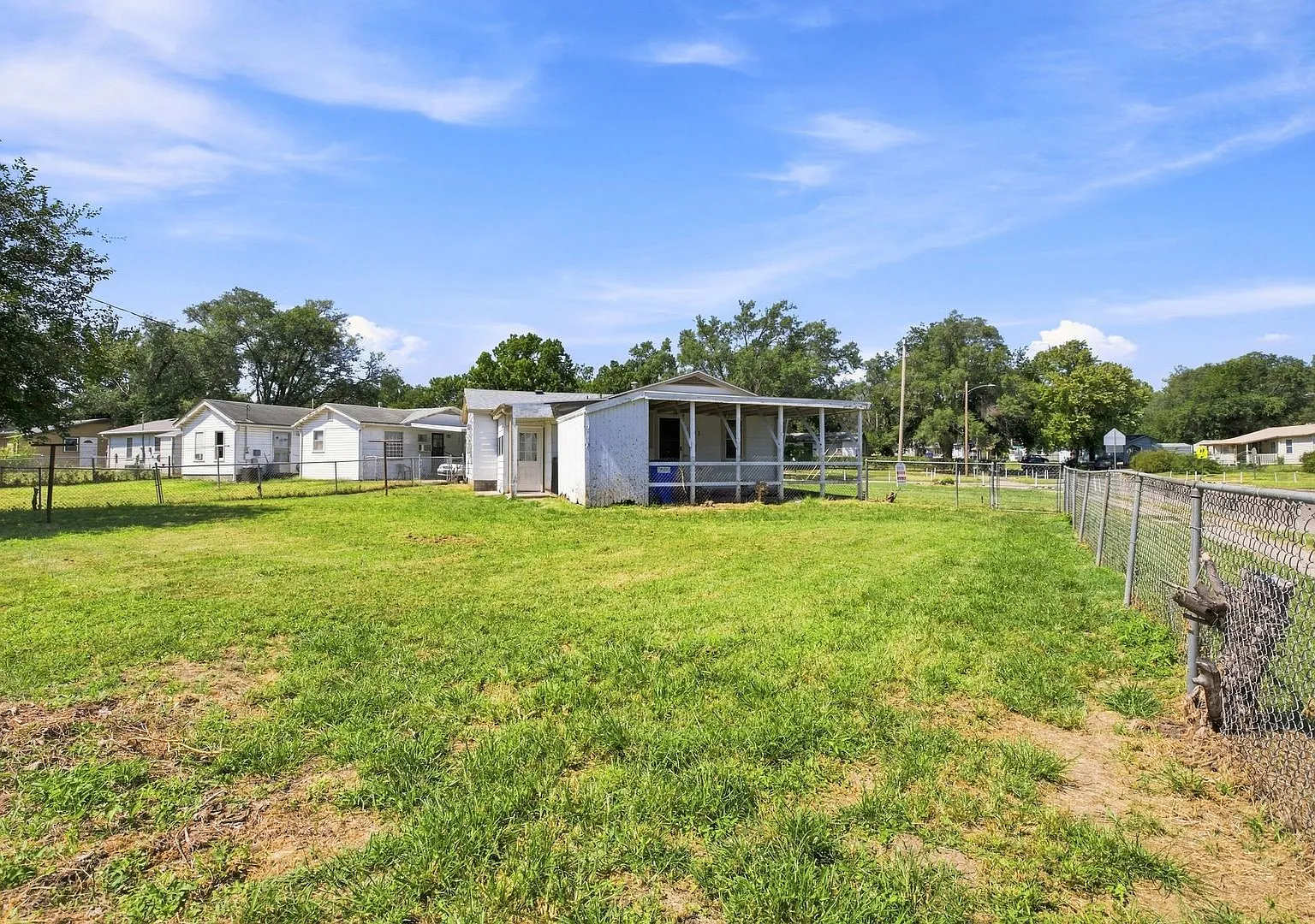 Please View 3D Virtual Walk-Through Before Scheduling a Showing — Photo 4