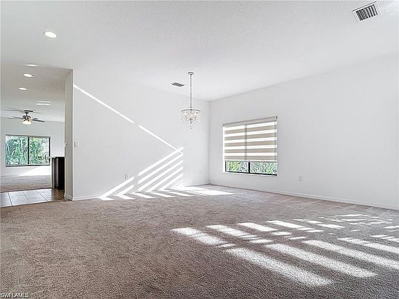 5th image of 4790 Corrado Ave