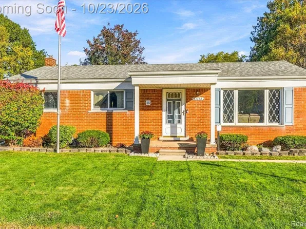 31112 W Chicago St, Livonia, MI 48150