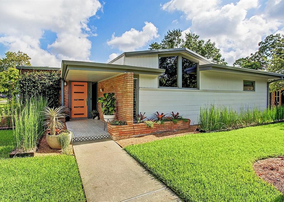 1st image of 6234 Queenswood Ln