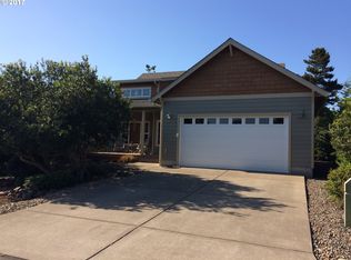 56 Spyglass Ln, Florence, OR 97439