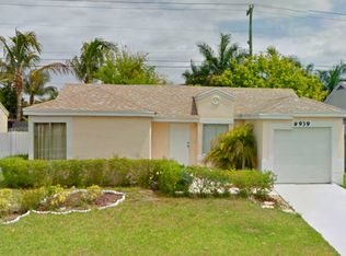 9939 Baywater Dr, Boca Raton, FL 33496