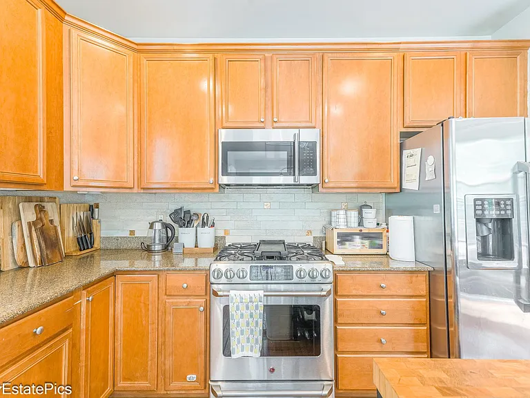 26168 Fieldstone Dr #100 — Photo 19