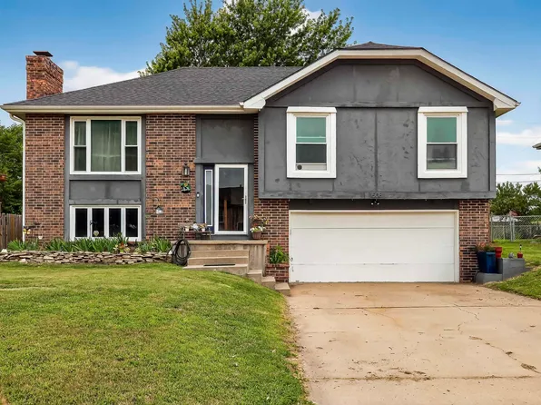 1508 Knollcrest Dr, Junction City, KS 66441