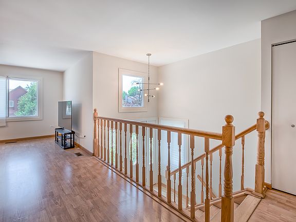 4th image of 1419 Chippewa Trl