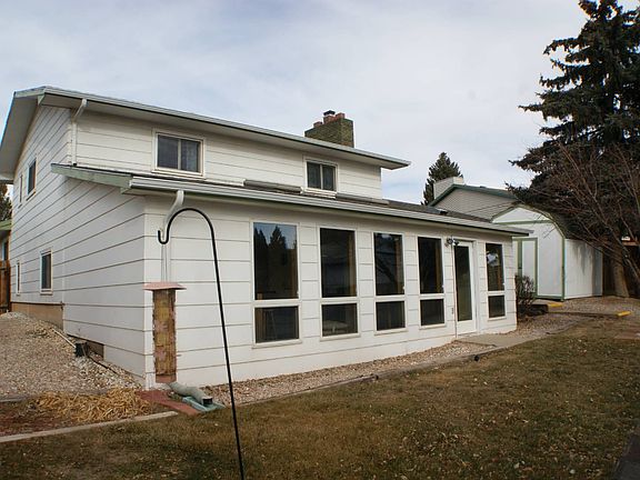 3rd image of 1708 W Hill Rd