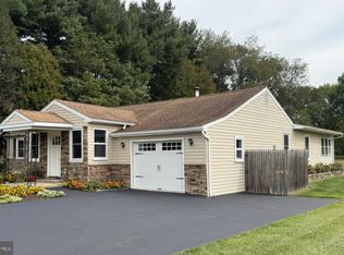 14 Frederick Rd, Coatesville, PA 19320