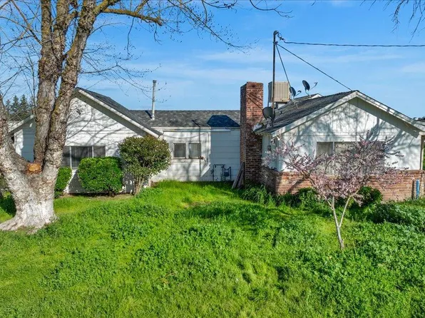 1890 N Grantland Ave, Fresno, CA 93723