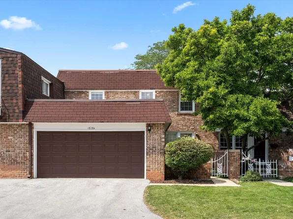 1S286 Dillon Ln, Villa Park, IL 60181