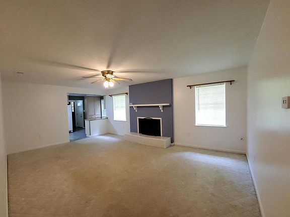4th image of 110 Briarwood Dr
