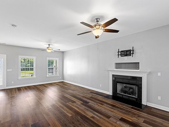 5th image of 400 Mossy Oak Ln