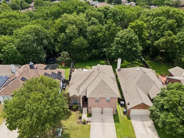 800 Wooded Creek Ln, McKinney, TX 75071