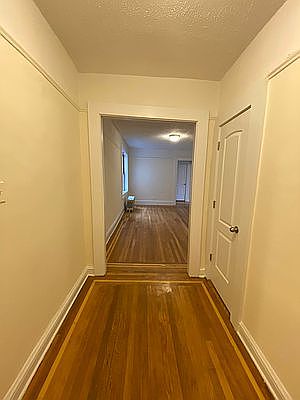 3rd image of 1427 Taylor Ave #19A