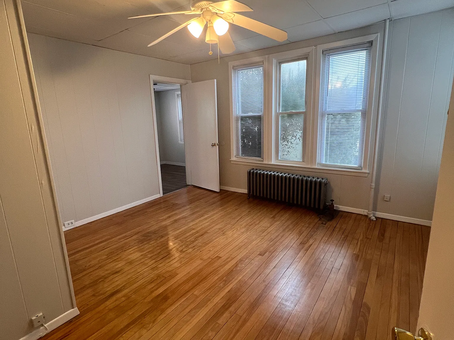 2 bed, 1200 sqft, $2,000 — Photo 4
