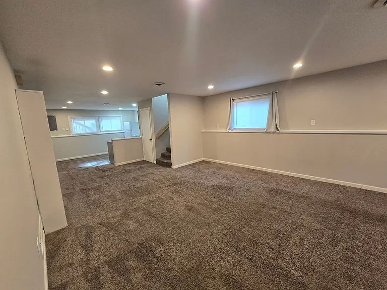 2025 Beck St — Photo 44