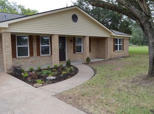 32033 Birdie Dr, Waller, TX 77484