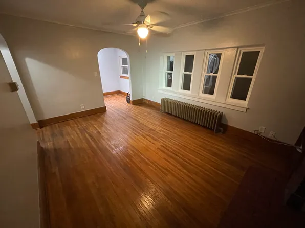 202 77th St #2, Niagara Falls, NY 14304