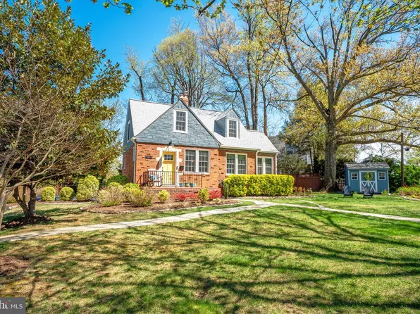 5943 Washington Blvd, Arlington, VA 22205