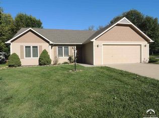 3216 Sherwood Ct, Lawrence, KS 66049
