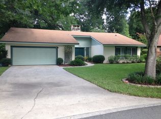 2742 N Saratoga Rd, Deland, FL 32720