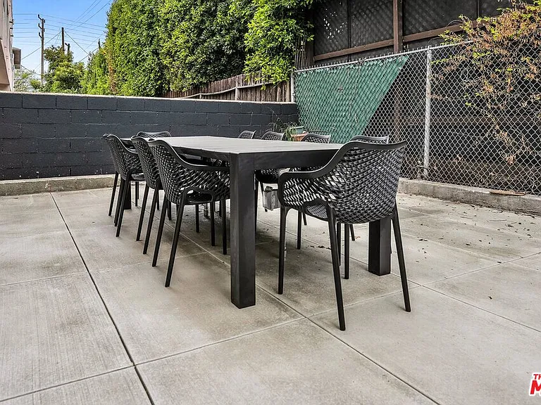 149 S Hayworth Ave #1 — Photo 13