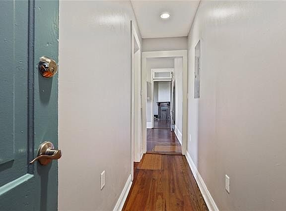4th image of 1005 Thalia St