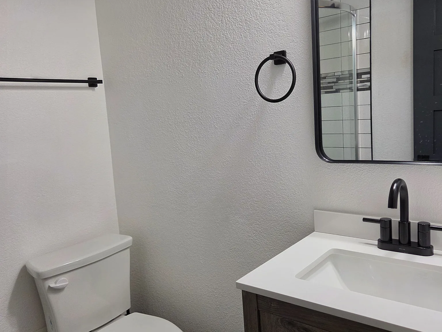 1 bed, 500 sqft, $1,600 — Photo 2