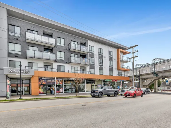 6968 Royal Oak Ave #311, Burnaby, BC V5J 4J2