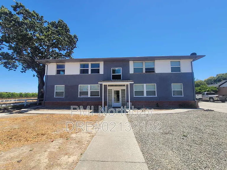 4100 Suisun Valley Rd #C — Photo 2