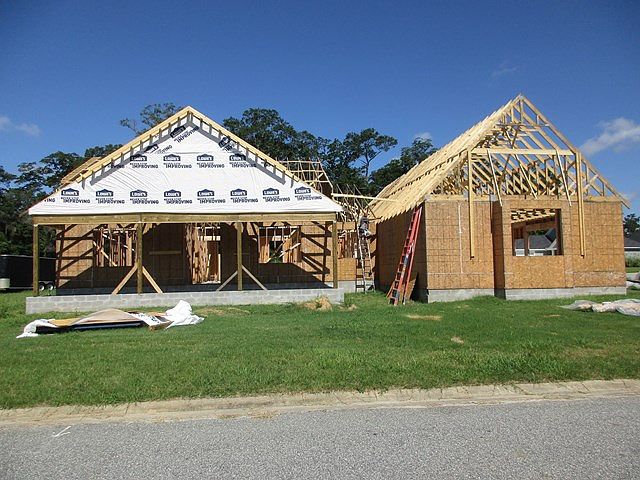 2nd image of 200 Morningside Dr
