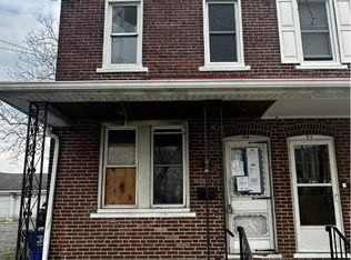 24 W Hancock St, Riverside, NJ 08075